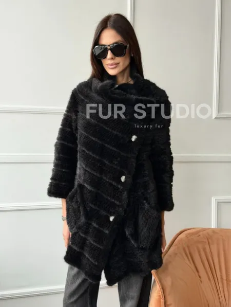 Меховое пальто из вязаной норки - фото 9