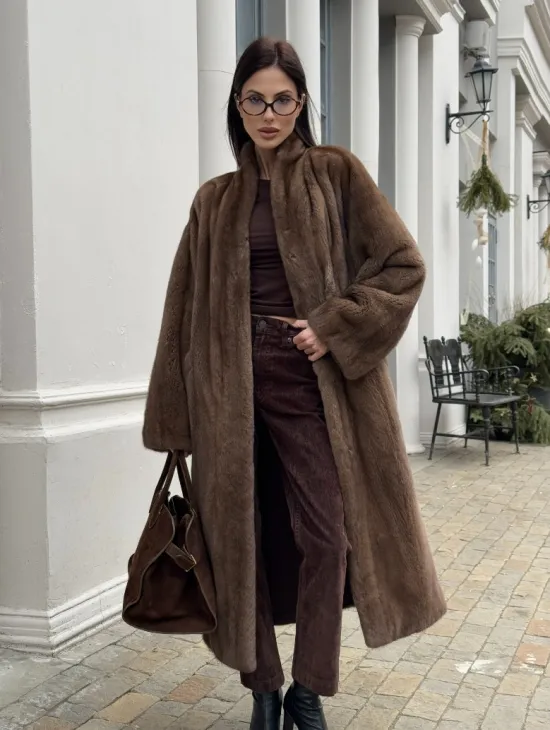 Натуральная шуба пастель из скандинавской норки SAGA FURS SUPERIOR - фото 6