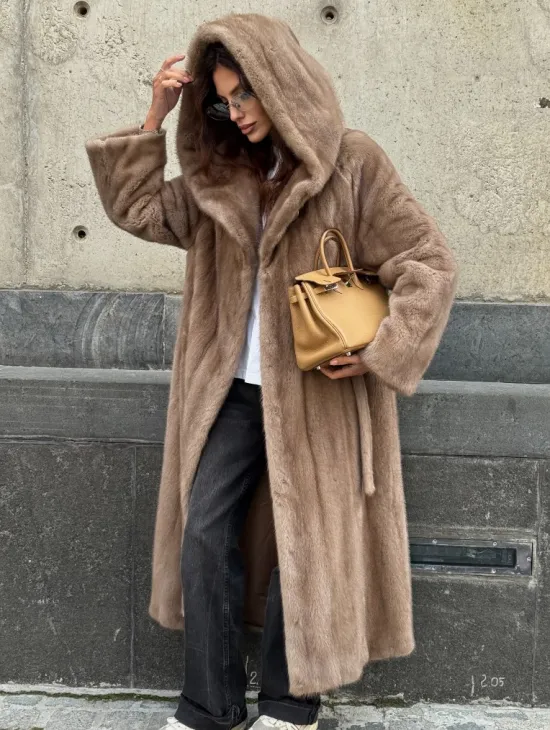 Длинная норковая шуба Pastel с капюшоном кобра - фото 6