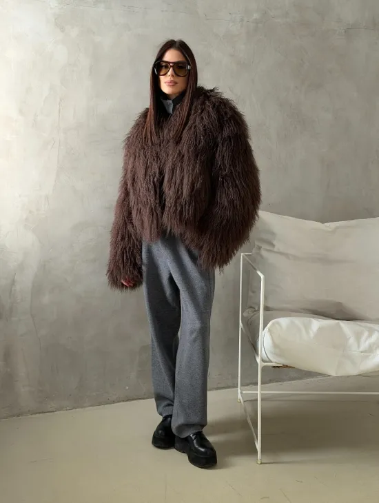 Модный полушубок из ламы - фото 10