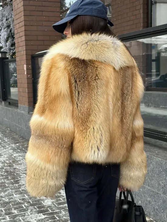 Полушубок-кроп с большим шалевым воротником из меха лисы Golden Sunrise - фото 2