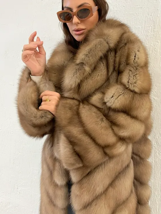 Шуба из меха куницы воротник шаль - фото 2