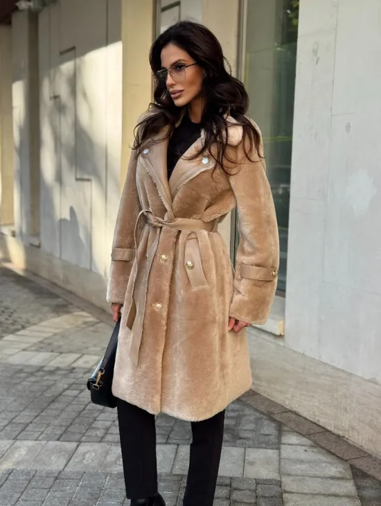 Дубленка из овчины с норковым воротником - цвет бежевый - фото 6